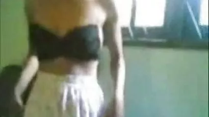 Chica con tetas colgando masturbándose mexicanas maduras calientes el coño
