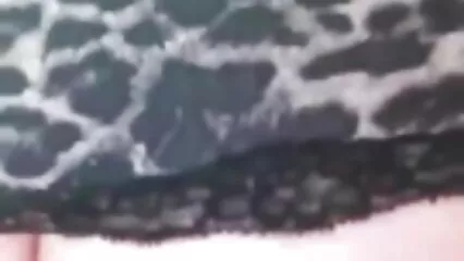 Una bestia pelirroja estaba sentada en la cara de una maduras mexicanas hot persona