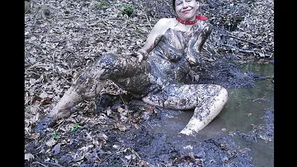 beso duro de la muchacha hermosa con sexo con mexicana caliente el coche