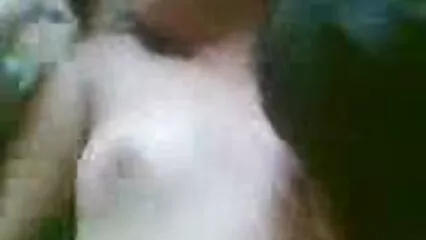 Mujer desnuda mexicanas ardientes xxx lame la polla y fuma directamente en la cama