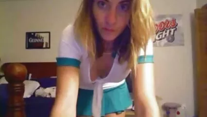 Adorable hermosa se quita porno de mexicanas calientes el vestido y se inserta un vibrador en el culo