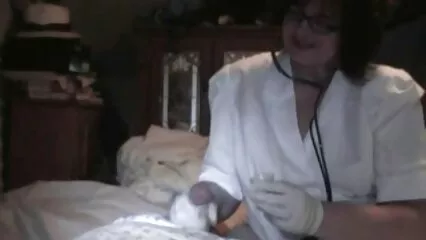 Una xvideos mexicanas ardientes vaquilla insertó un consolador en el culo de su amante.